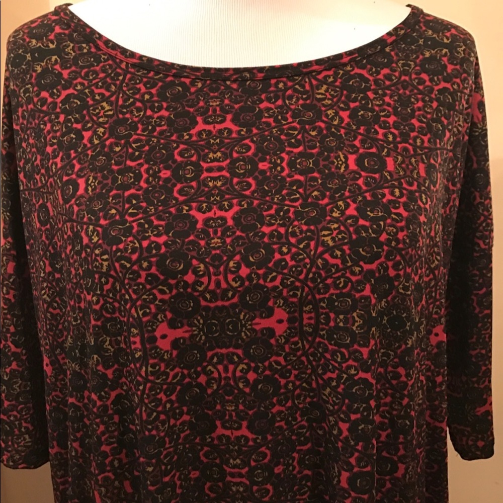 LuLaRoe Irma Tunic